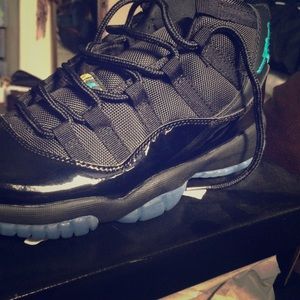 Air Jordan Retro 11 Gamma Blue Mens size 10 DS