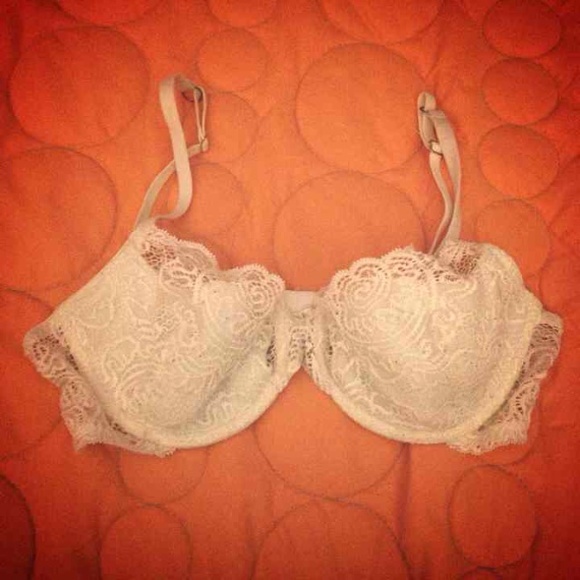 ⚡️FLASH SALE⚡️UNIQUE VS BRA 🎀