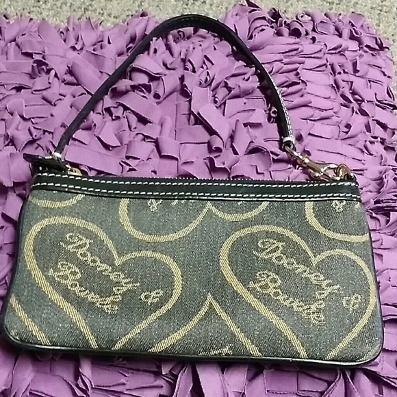 Dooney & Bourke canvas wristlet - Picture 2 of 4