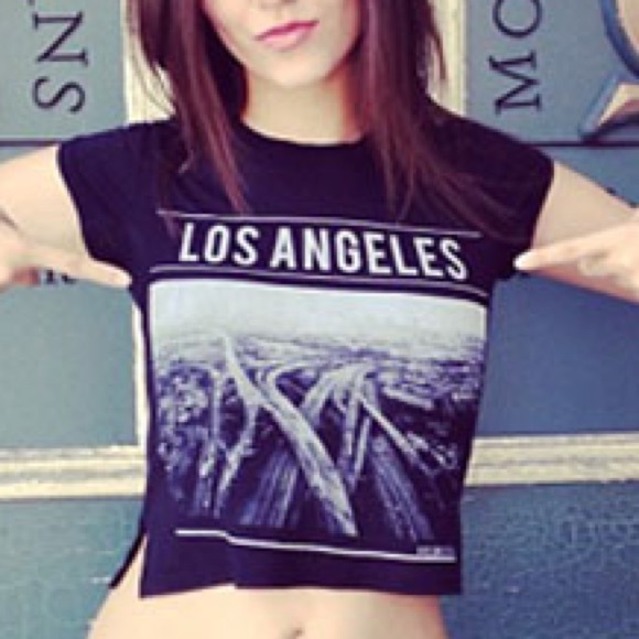 Brandy Melville Los Angeles crop top