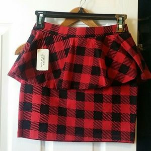 NWT Plaid peplum skirt