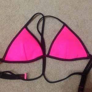 Victoria's Secret triangular bath-suit top