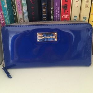 Steve Madden wallet