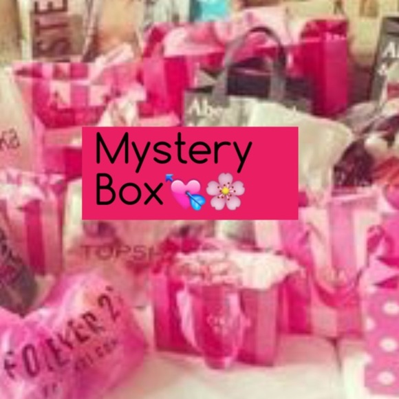 Victoria's Secret Tops - Mystery Box🌸😇