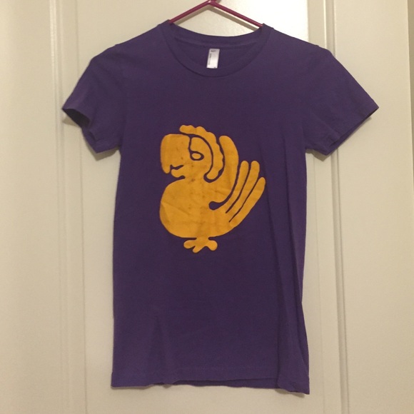 SOLD in bundle: Purple parrot shirt