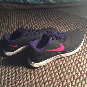 Nike 4.0 Women Shoes