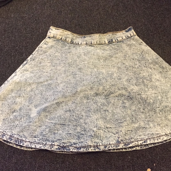 Tillys acid wash circle skirt - Picture 1 of 2