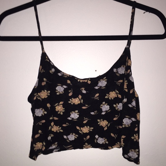 F21 black floral crop tank top size small
