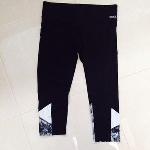 PINK ultimate yoga leggings