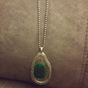Beautiful peacock chain neckalce
