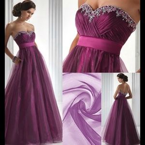 A Line Sweetheart Ball Gown/Prom/Wedding