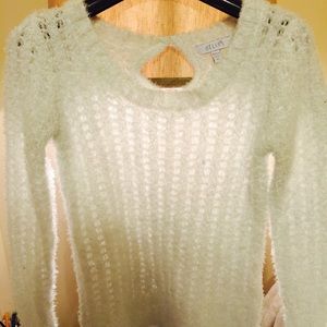 Beautiful pastel sweater top