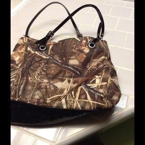 Real tree advantage max4