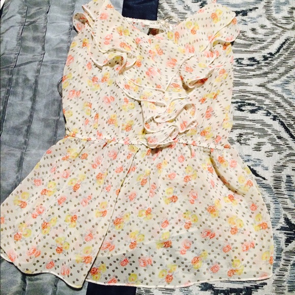 Spaghetti strap tank - Picture 1 of 2