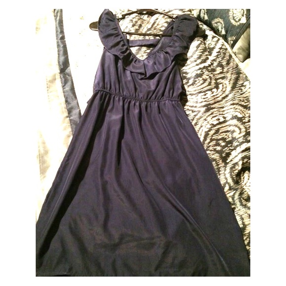 Dress - Picture 1 of 3