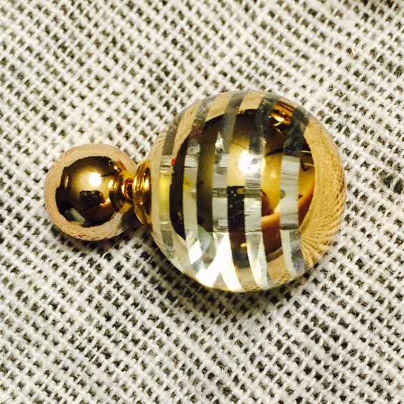 Earring - Picture 2 of 2