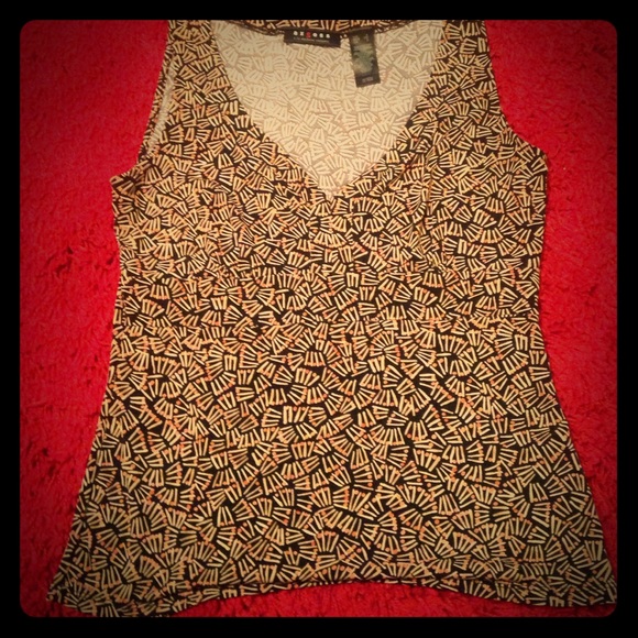 Sleeveless Shirt