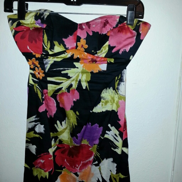 -TEMPORARILY NOT FOR SALE- Floral colorful sweetheart dress above knee - Picture 1 of 1