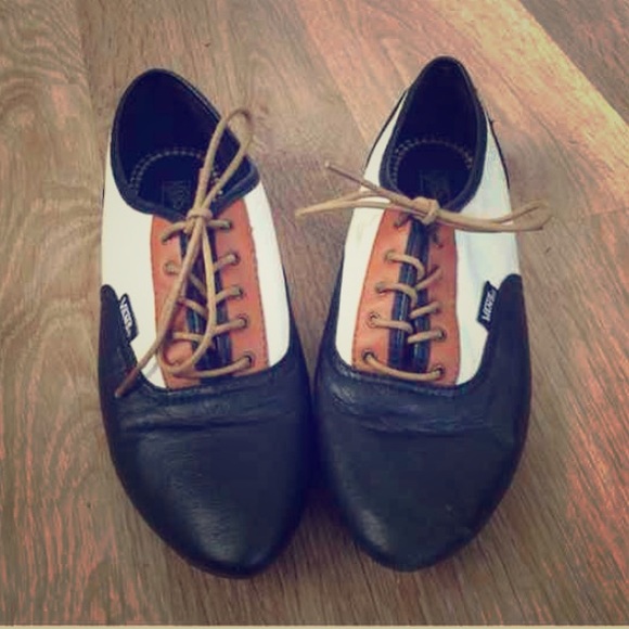 Vans Sophie Oxfords