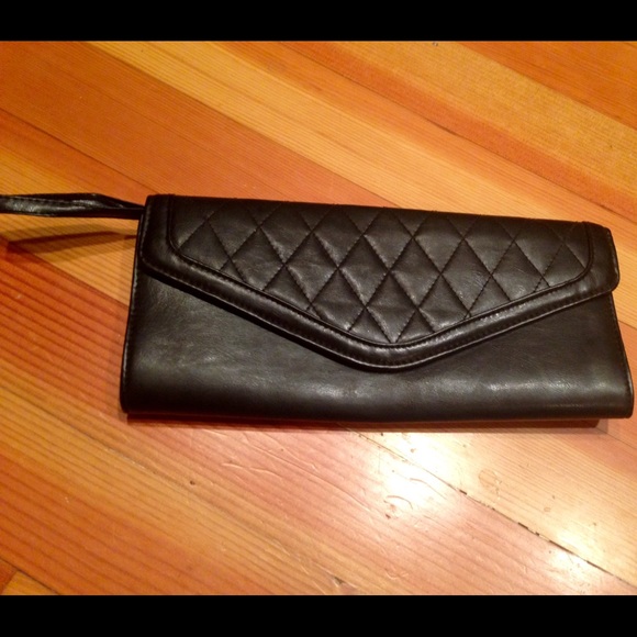 Black clutch purse