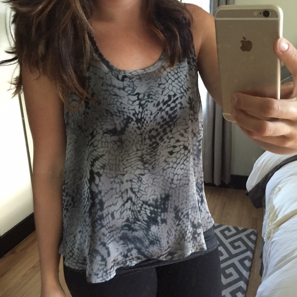 Patterson J Kincaid Blue Silk Oversized Tank - Picture 2 of 4