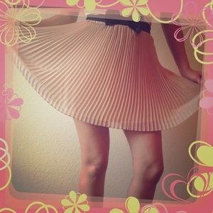 Forever 21 skirt 🎀