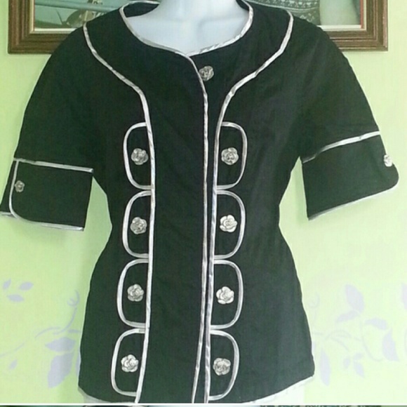 ✨HP✨ Silver Metal Rose 🌷Accent Top NWOT - Picture 4 of 5