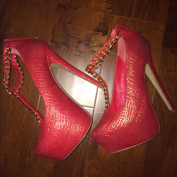 Beautiful heels🎀 - Picture 2 of 2