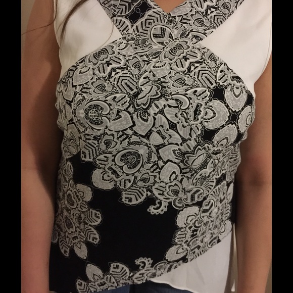 Bcbg Black & White top - Picture 4 of 4