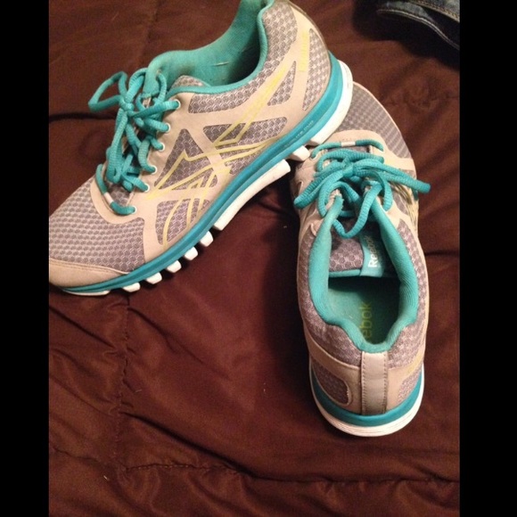Reebok Tennis Shoes