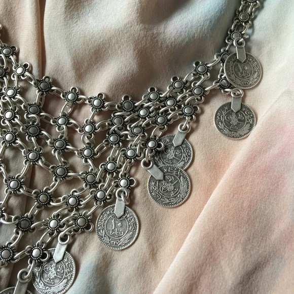 ALL GONE! Island Tribe Dreams Necklace - Picture 2 of 3