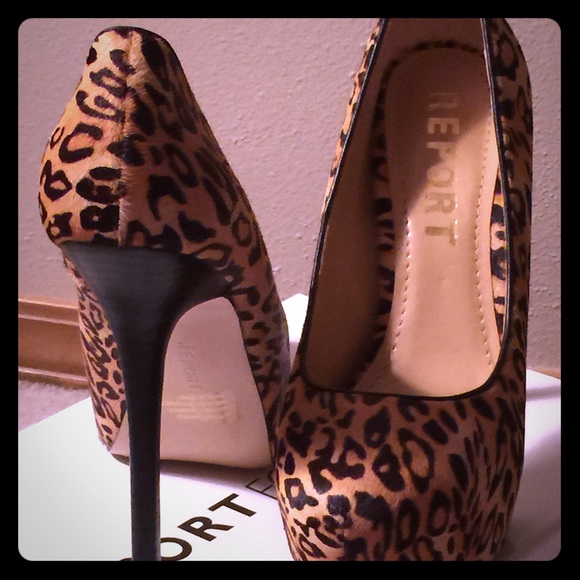 Report calf hair Leopard Huntley 2 pumps 8.5