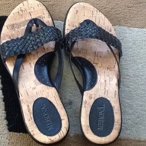 Merona slip on sandals size 6 1/2 like new