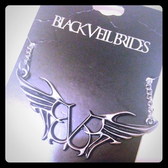 BlackVeilBrides Necklace