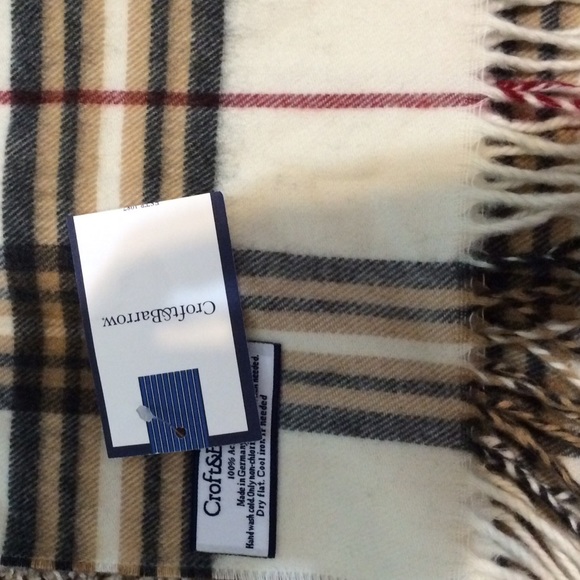 Scarf - Picture 2 of 2