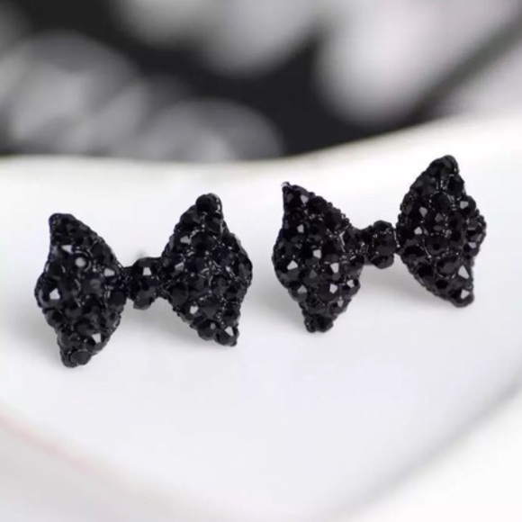 BlackBow Earrings