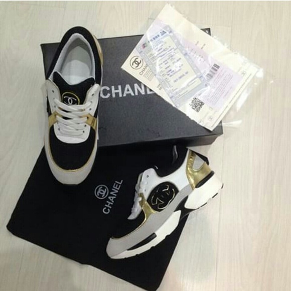 Chanel womens shoes - Picture 2 of 2