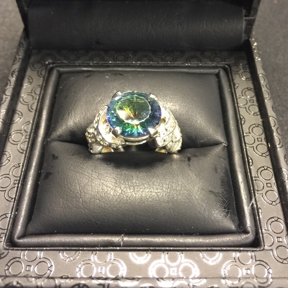 Ring - Picture 4 of 4