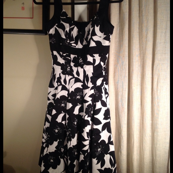 Black House White Market summer dress