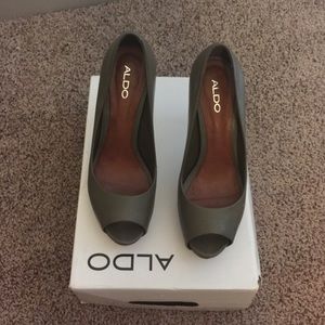 Military Green Aldo Pumps