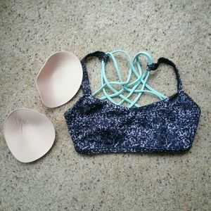 Lululemon Free to be Wild sports bra!