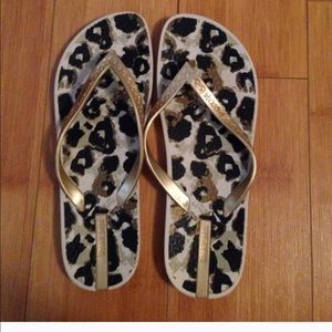 Flip flops
