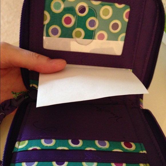 Sale😓Vera Bradley. 🔮 - Picture 3 of 4