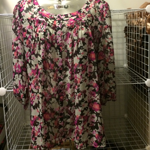 Floral top