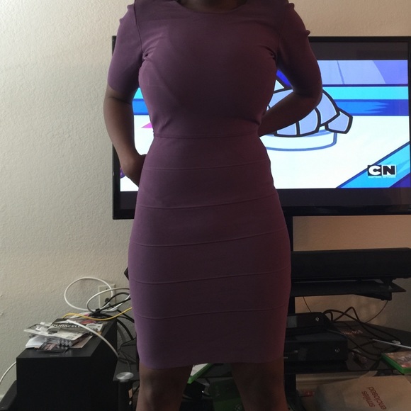 Dress - Picture 3 of 3