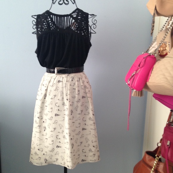 J. Crew Dresses & Skirts - 🎉New Arrival 🎉 J. Crew Shoe Print Skirt