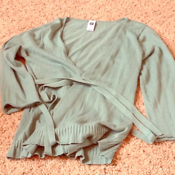 Gap mint green sweater