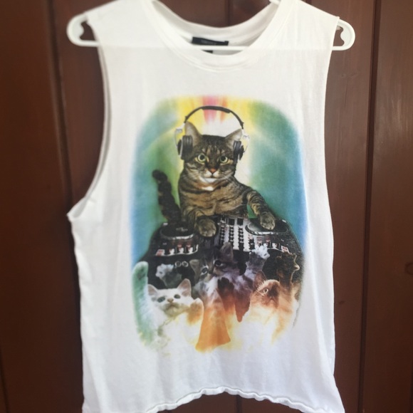 Forever 21 tank top with cat design
