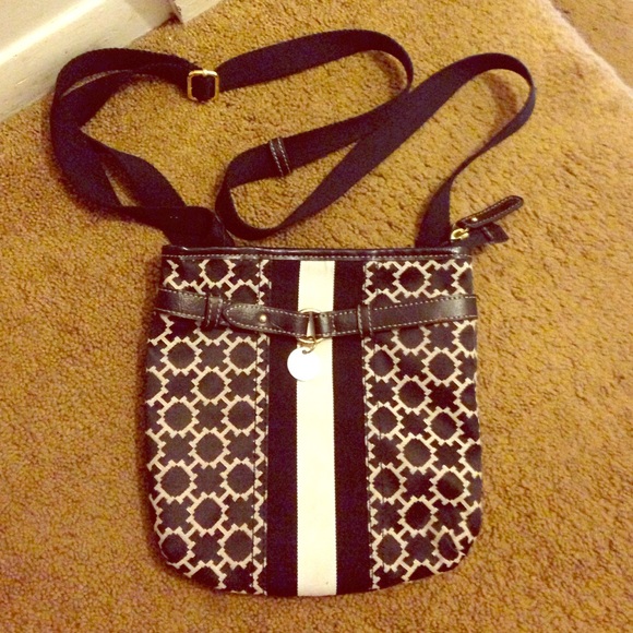 Tommy Hilfiger cross body purse