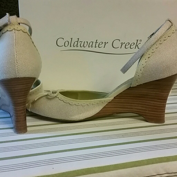 83 off Coldwater Creek Shoes Coldwater Creek shoes from Sonia&bell's